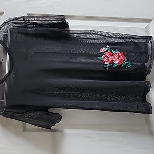 Mesh top with Appliques